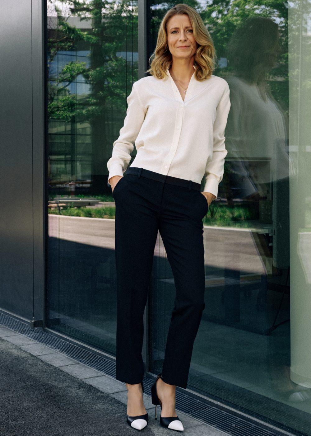 Maika-Fischer-Vogue-Germany-Frankfurt-04